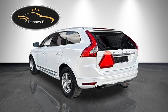 Volvo XC60 3 of 12