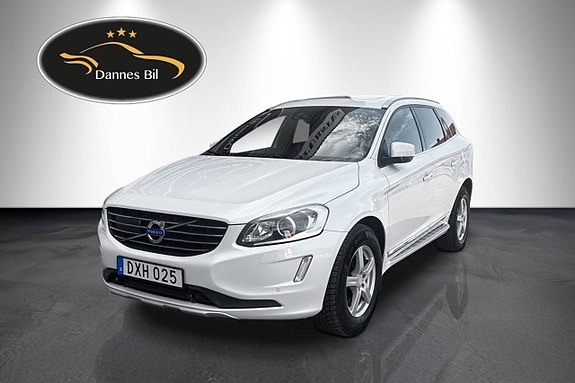 Volvo XC60 2 of 12
