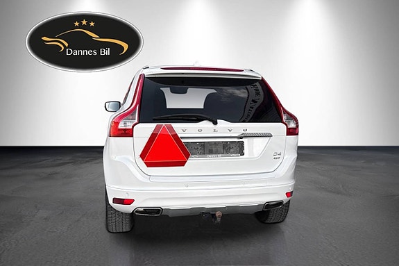Volvo XC60 8 of 12