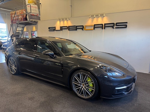 Porsche Panamera 4 4 of 26