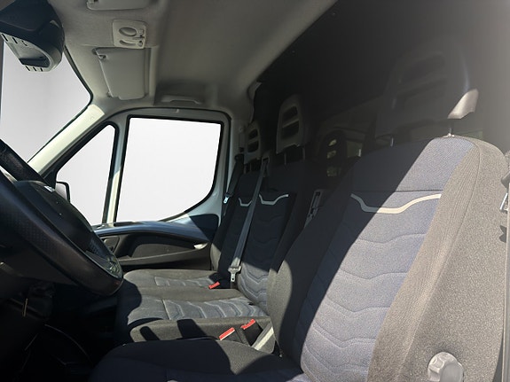 Iveco Daily 9 of 14