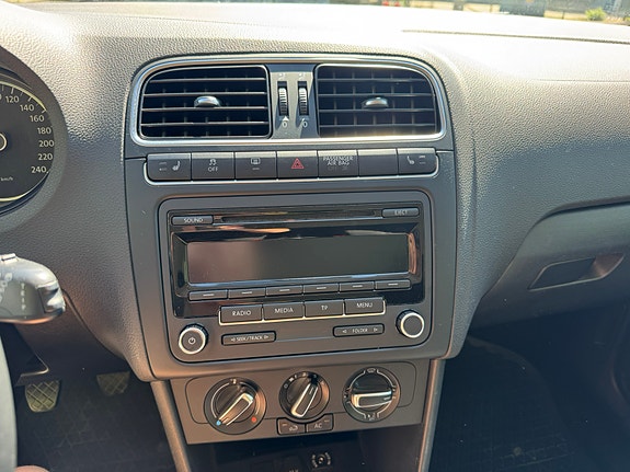 Volkswagen Polo 3 of 8