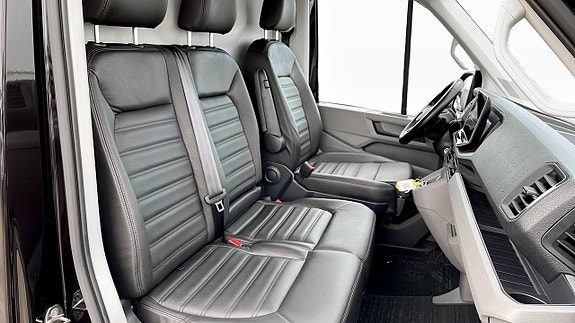 Volkswagen Crafter 11 of 13