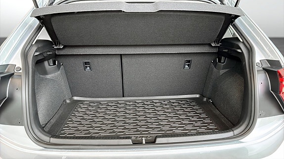 Volkswagen Polo 12 of 12