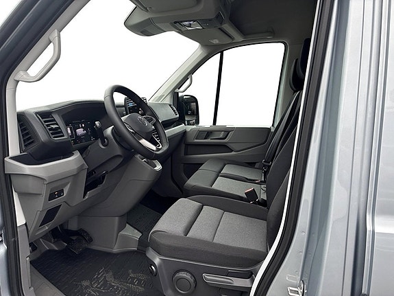 Volkswagen Crafter 10 of 12