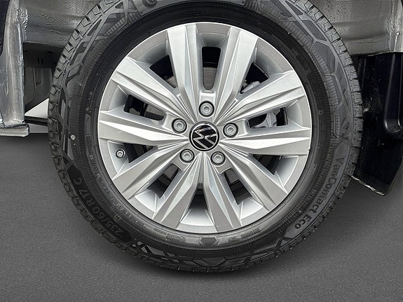 Volkswagen Crafter 8 of 12