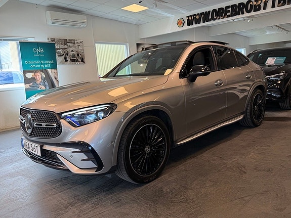 Mercedes-Benz GLC300 de 2 of 30
