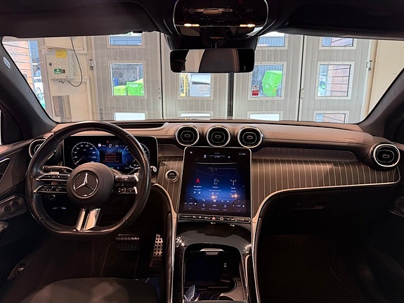 Mercedes-Benz GLC300 de 5 of 30