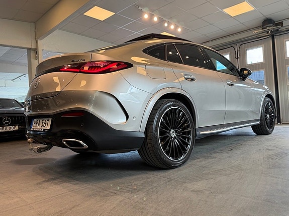 Mercedes-Benz GLC300 de 4 of 30