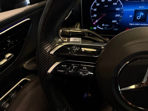 Mercedes-Benz GLC300 de 19 of 30