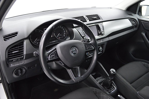 Skoda Fabia 11 of 23