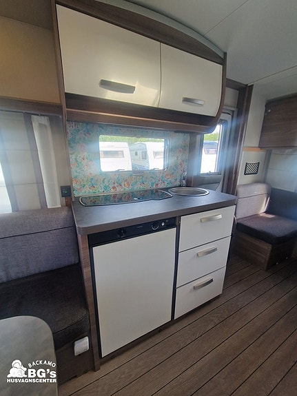 Knaus Sport 400 LK Silver Selection / Mover / Solceller 3 of 7