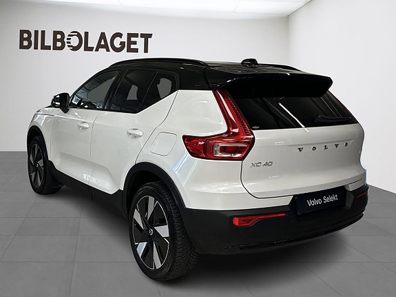 Volvo XC40 3 of 10