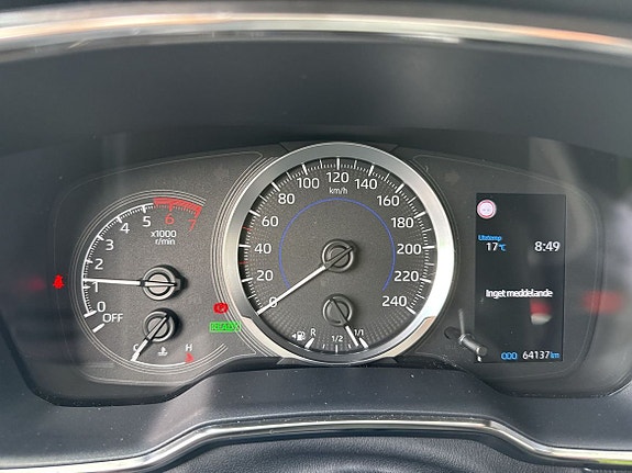 Toyota Corolla 14 of 21