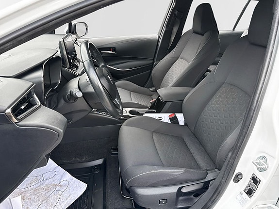 Toyota Corolla 12 of 21