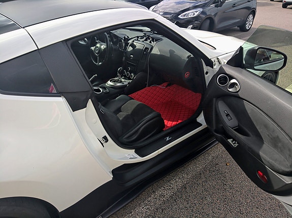 Nissan 370 Z 5 of 6