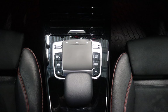 Mercedes-Benz A180 23 of 28