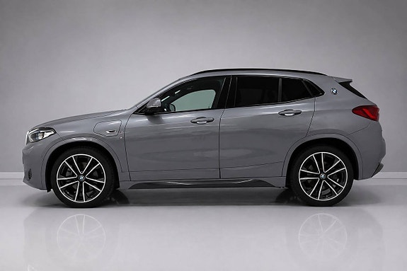 BMW X2 3 of 19