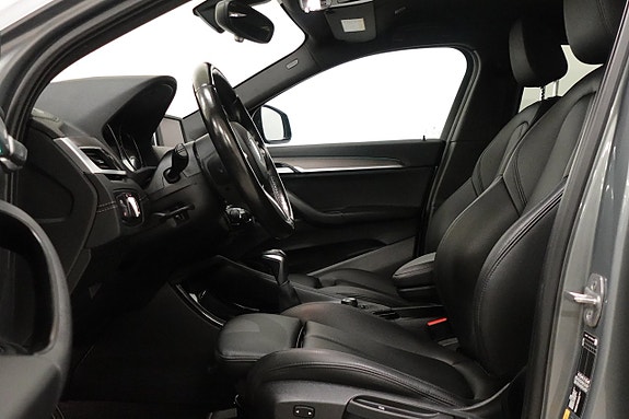BMW X2 4 of 19
