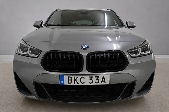 BMW X2 2 of 19