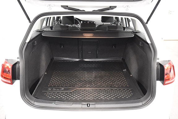 Volkswagen Golf Alltrack 18 of 18