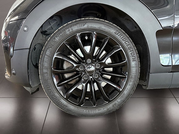MINI Clubman Cooper S 9 of 24