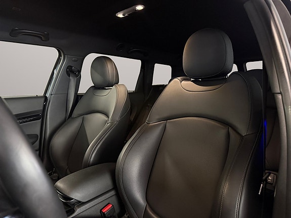 MINI Clubman Cooper S 10 of 24