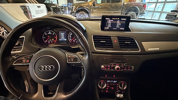 Audi Q3 5 of 11