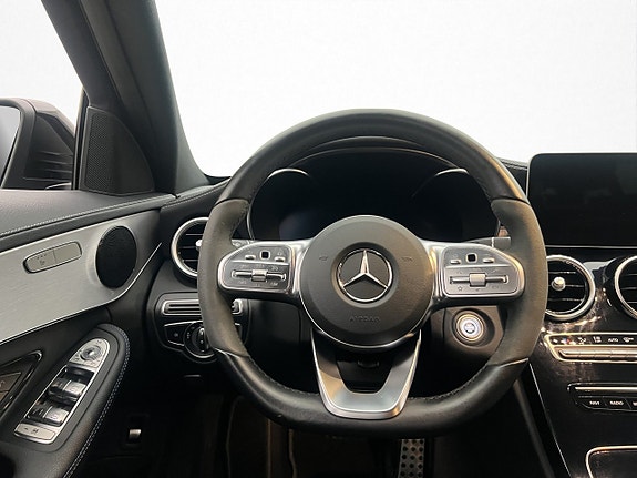 Mercedes-Benz C300 12 of 30