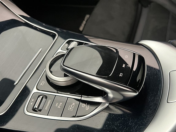 Mercedes-Benz C300 23 of 30