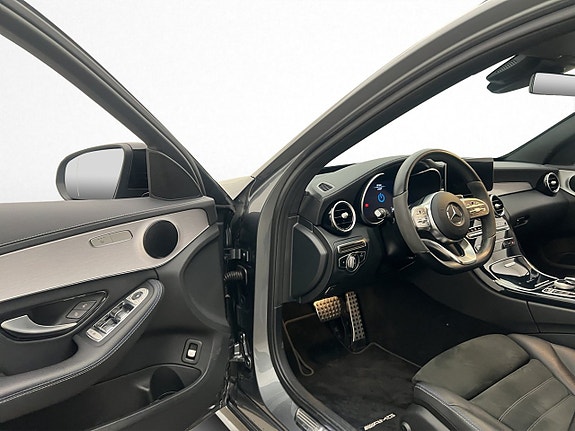 Mercedes-Benz C300 10 of 30
