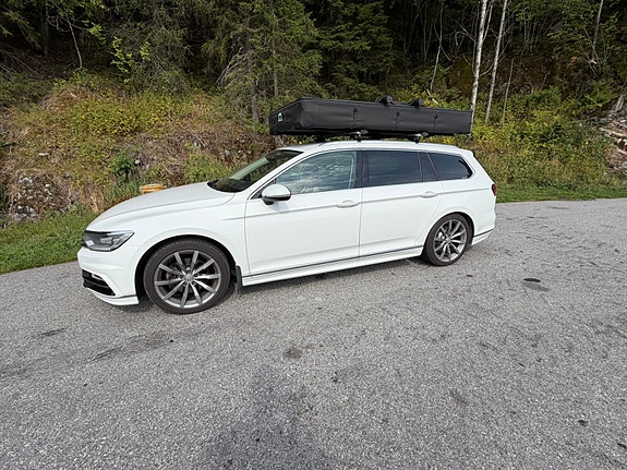 Volkswagen Passat 15 of 25