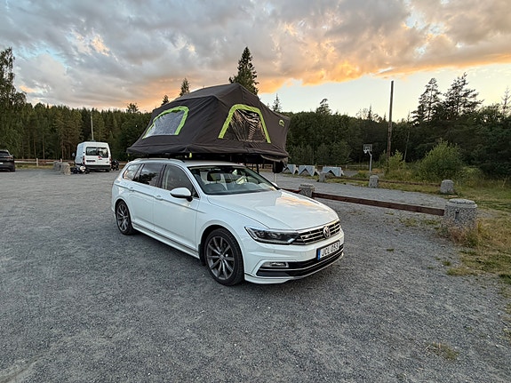 Volkswagen Passat 14 of 25