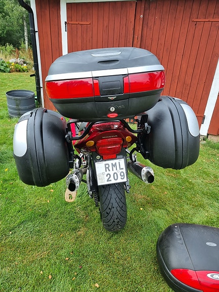 Honda CBR1100XX 2 of 8