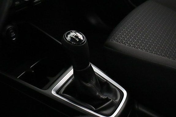 Suzuki Swift 19 of 19