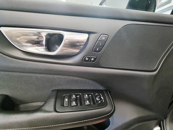 Volvo V60 8 of 26