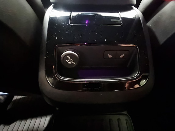 Volvo V60 13 of 26