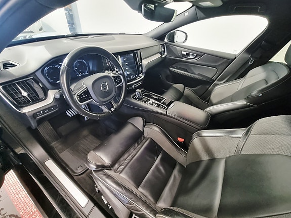 Volvo V60 6 of 26