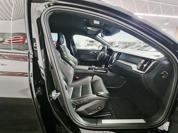 Volvo V60 17 of 26