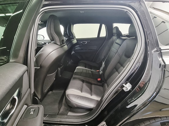 Volvo V60 9 of 26