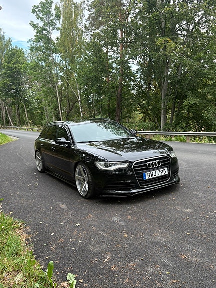 Audi A6 2 of 7