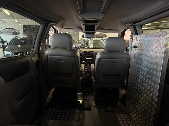 Chevrolet Uplander 11 of 23