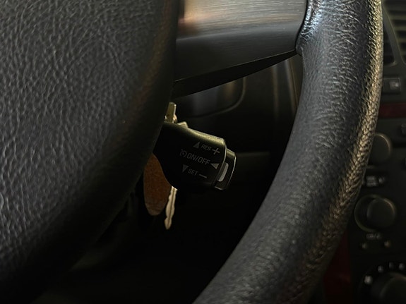 Chevrolet Uplander 18 of 23