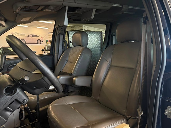 Chevrolet Uplander 6 of 23