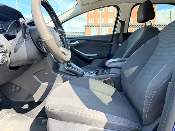Ford Focus 8 of 19