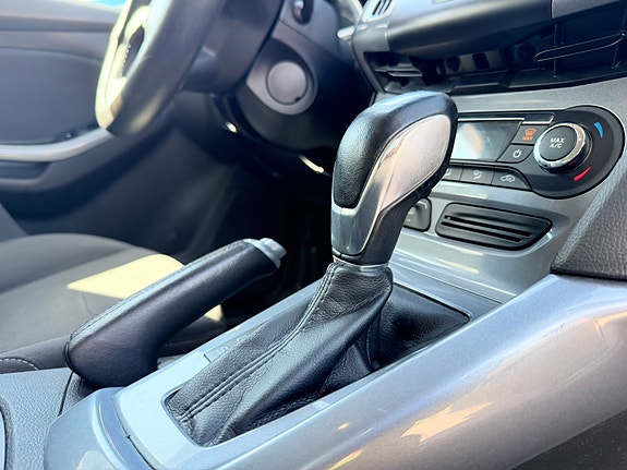 Ford Focus 13 of 19