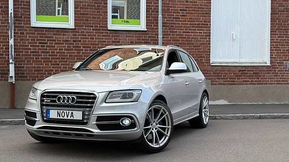 Audi SQ5 8 of 24