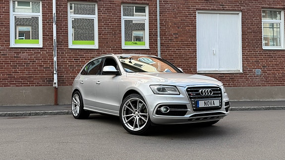 Audi SQ5 4 of 24