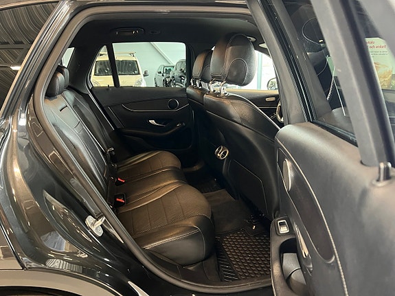 Mercedes-Benz GLC220 d 14 of 19