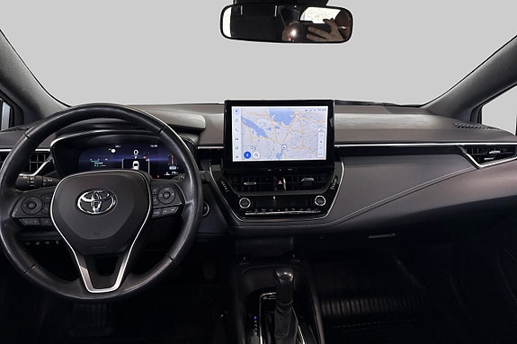 Toyota Corolla 7 of 12